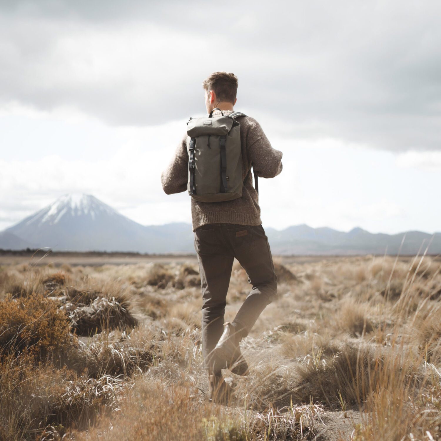 Homecamp Minimalist Backpack - Forest Green - Image 3